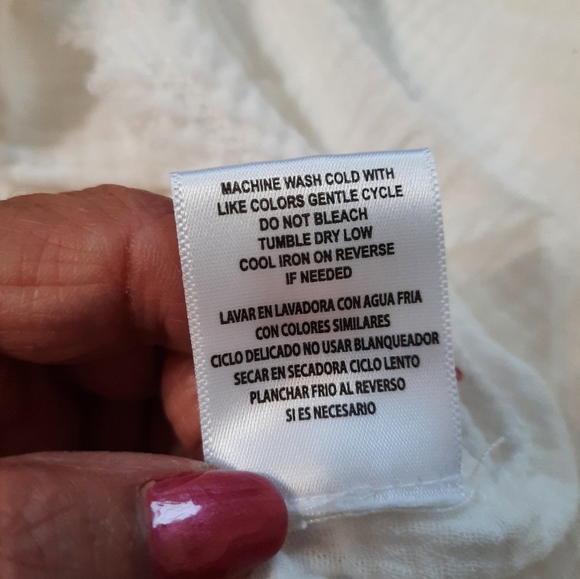 Good Days Only Sleeveless White Pull Over Top Large NWOT - Picture 4 of 10